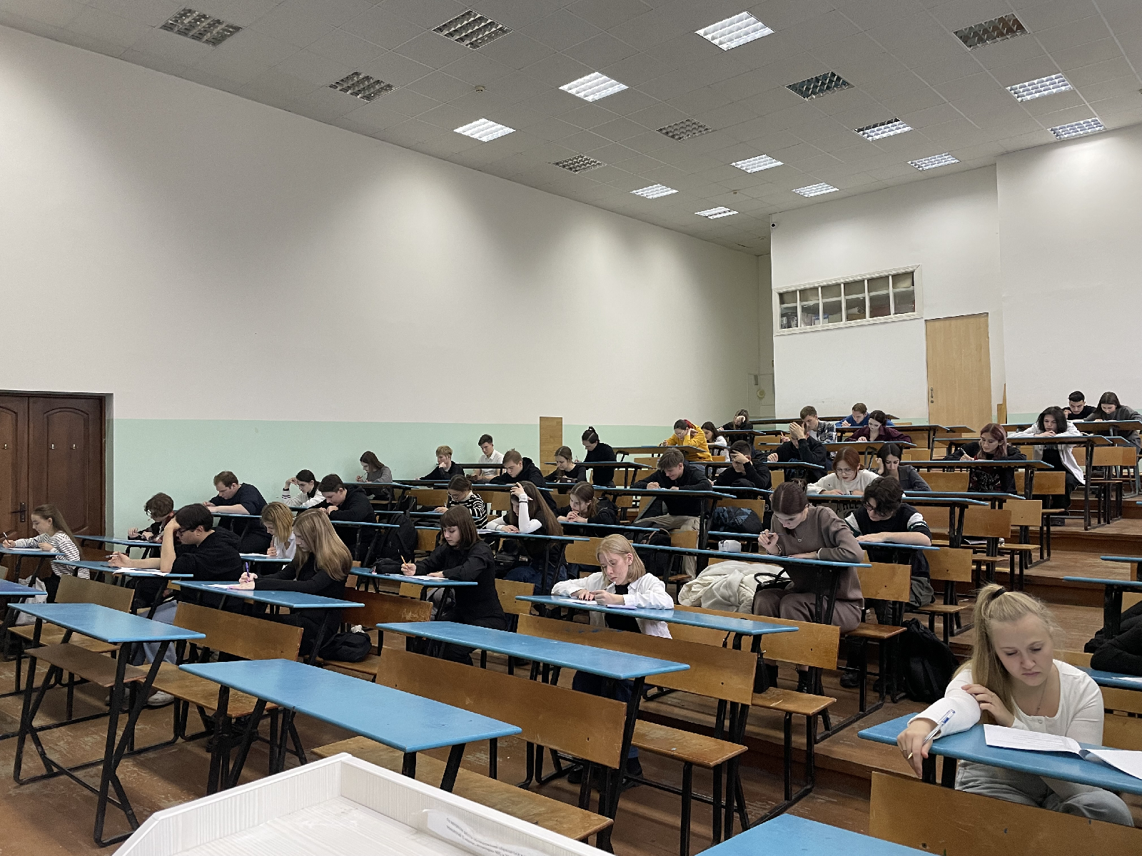 Состоялся I тур Олимпиады «Join Us for English» по английскому языку